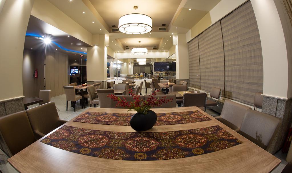 Aliakmon Hotel Кожани Екстериор снимка